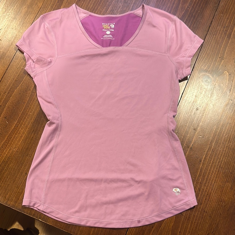 Mountain Hardwear Women's Pink Athletic Top